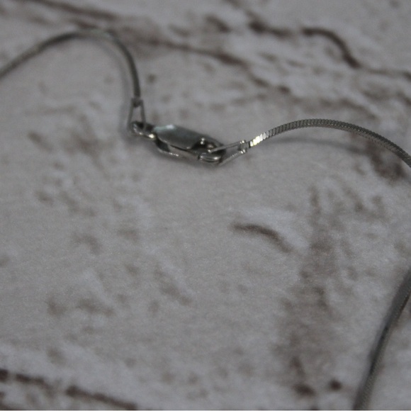 Silver White Gold Leaf Earrings Necklace - Picture 5 of 10